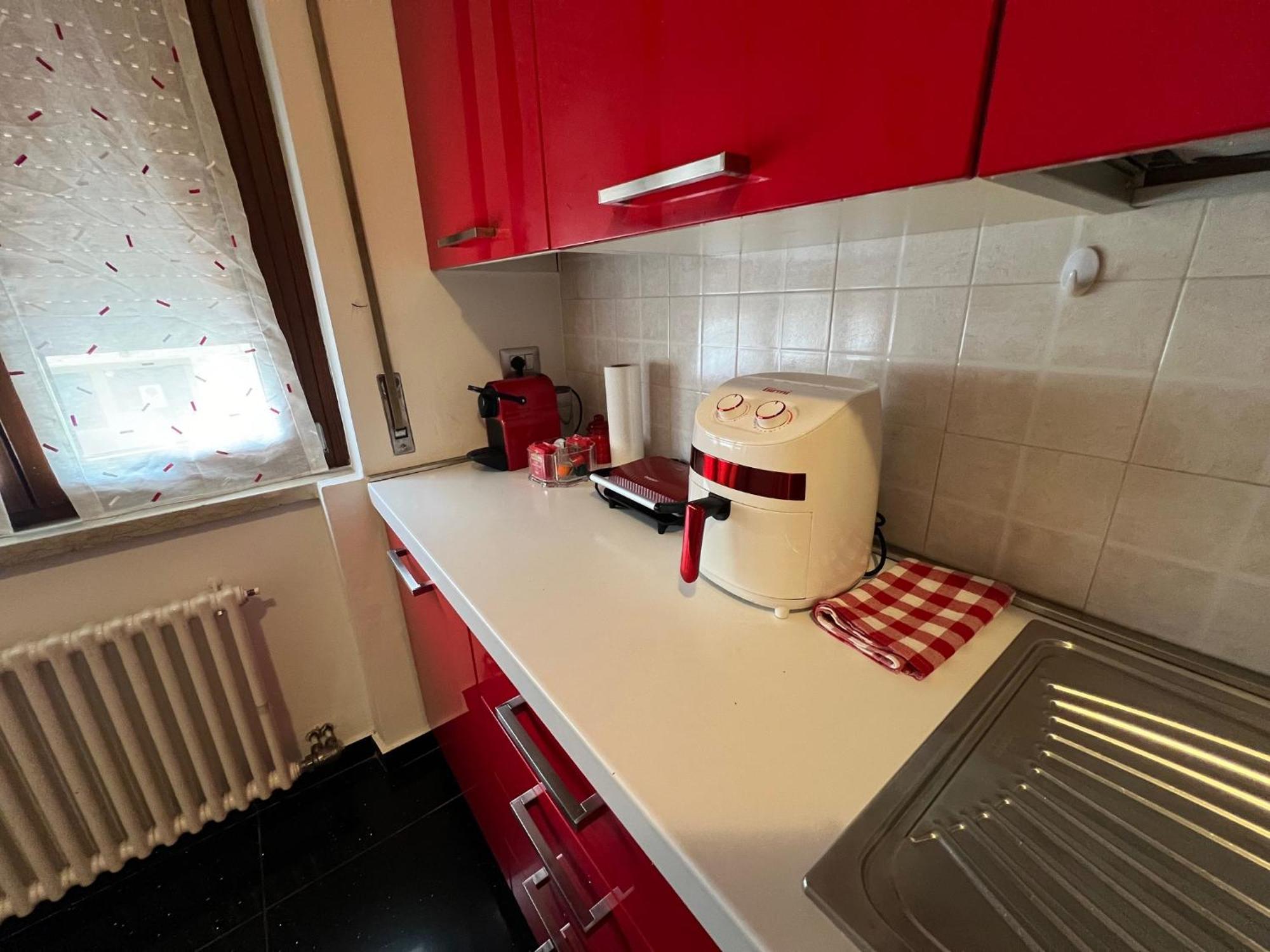 Stay In Style - Vibrant Condo In San Giovanni Lupatoto Buitenkant foto